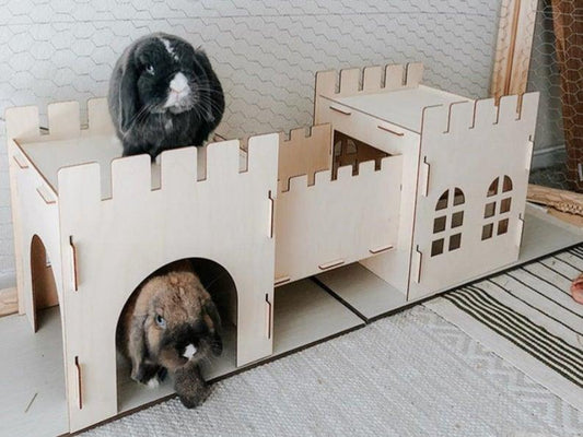 Eco - Friendly Wooden Rabbit House - Detachable Castle for Rabbits & Guinea Pigs - Pets Perfect