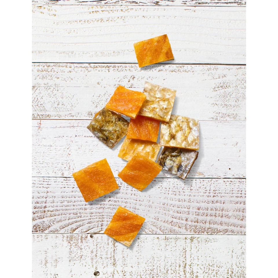 Finfare Cat 1.3oz. Freeze-dried Smoked Salmon Skin Bites