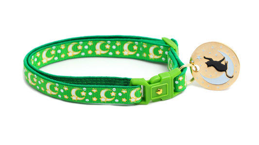 Gold Moons and Stars on Kelly Green Cat Collar