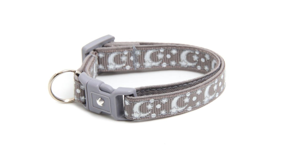Silver Moons and Stars on Silver Cat Collar, view 4