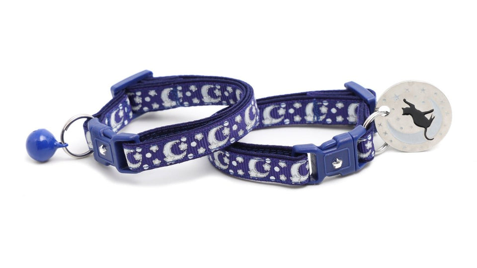 Pugs2Persians Glow-in-the-Dark Cat Collar, Large (10 lbs & up)/Blank Charm & Bell, view 3