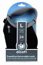 Packaged retractable dog leash on hang-tag card showing size guide