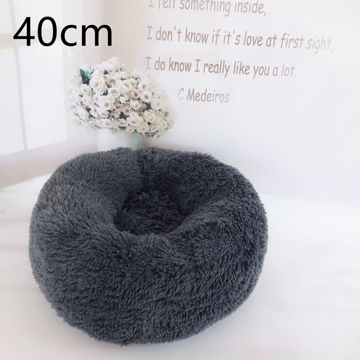 Cozy Haven: Luxurious Round Pet Bed For Winter Comfort - Pets Perfect