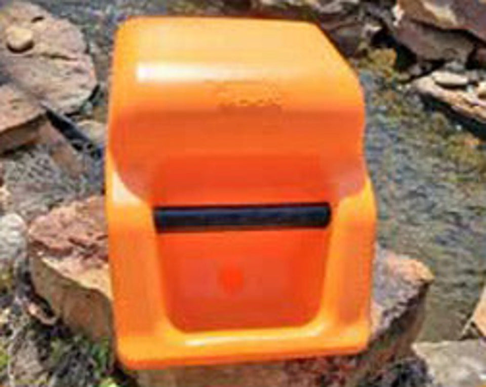 Drinking Spot Outdoor Gravity-Fed Dog Waterer 2.5 gal, view 3