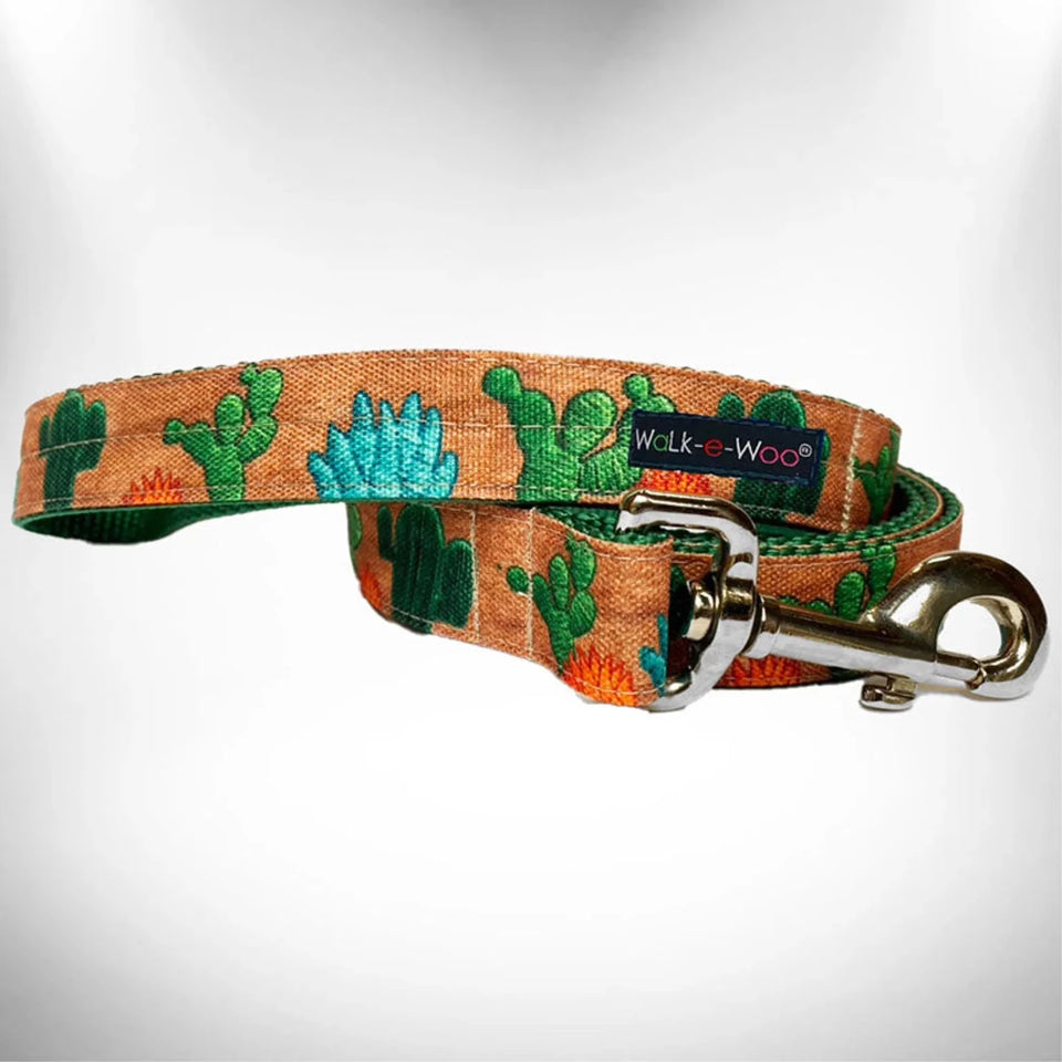 Walk-e-Woo Reversible Dog Bandana and Dog Leash - Athletic Fabric - Pets Perfect
