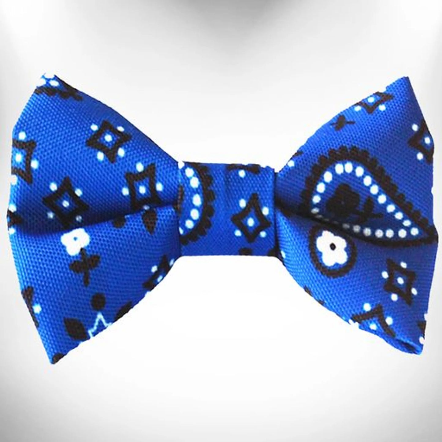 Walk-e-Woo Bandana Dog Bow Tie - Classic Pattern Detachable Pet Accessory