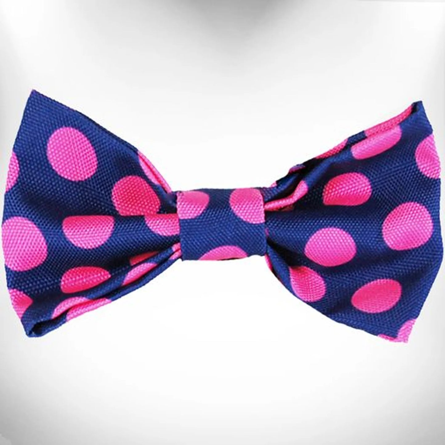 Walk-e-Woo Polka Dot Dog Bow Tie