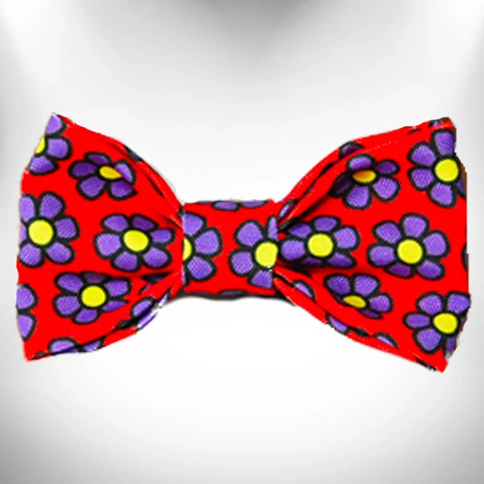 Daisies Doggie Bow Tie - Velcro Dog Bow Tie by Walk-e-Woo - Pets Perfect