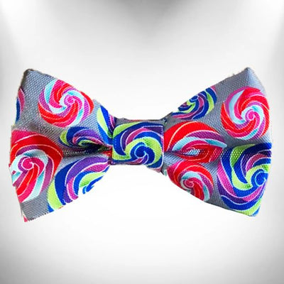 Lollipop Dog Bow Tie by Walk-e-Woo, Lollipop on chocolate/1