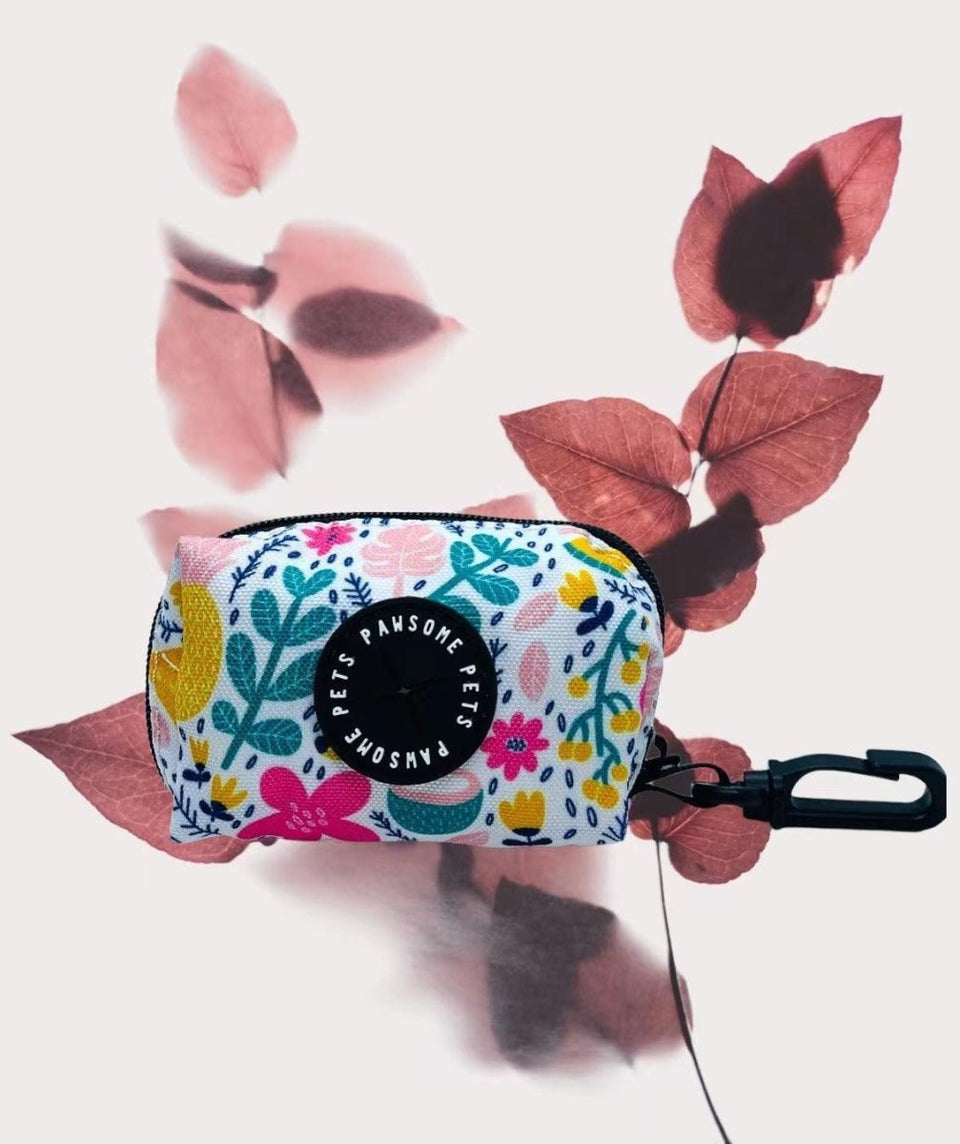 Dog Waste Bag Holder, Wonderland, view 3