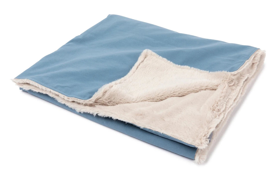 FuzzYard Life Pet Blanket - Pets Perfect