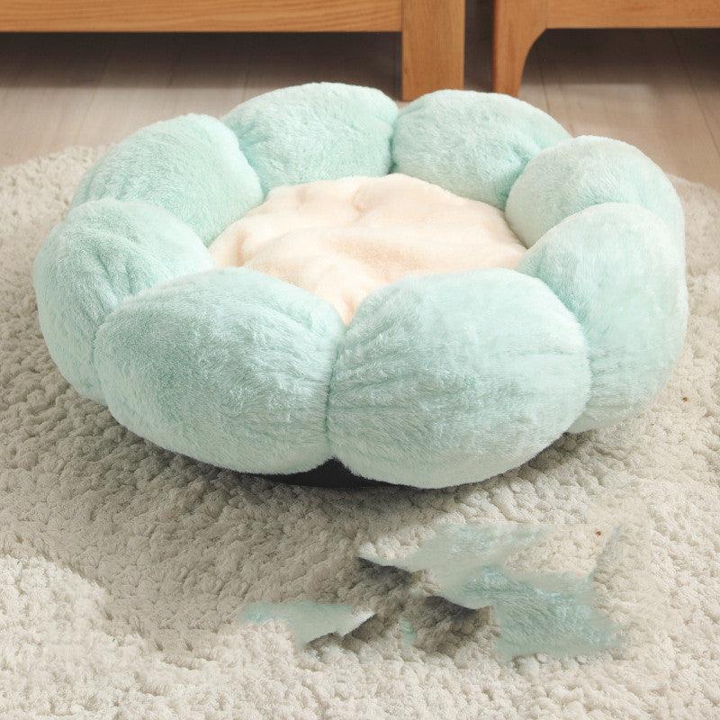 Floral Haven Pet Bed - Luxurious Flower - Shaped Blanket For Dogs And Cats - Pets Perfect