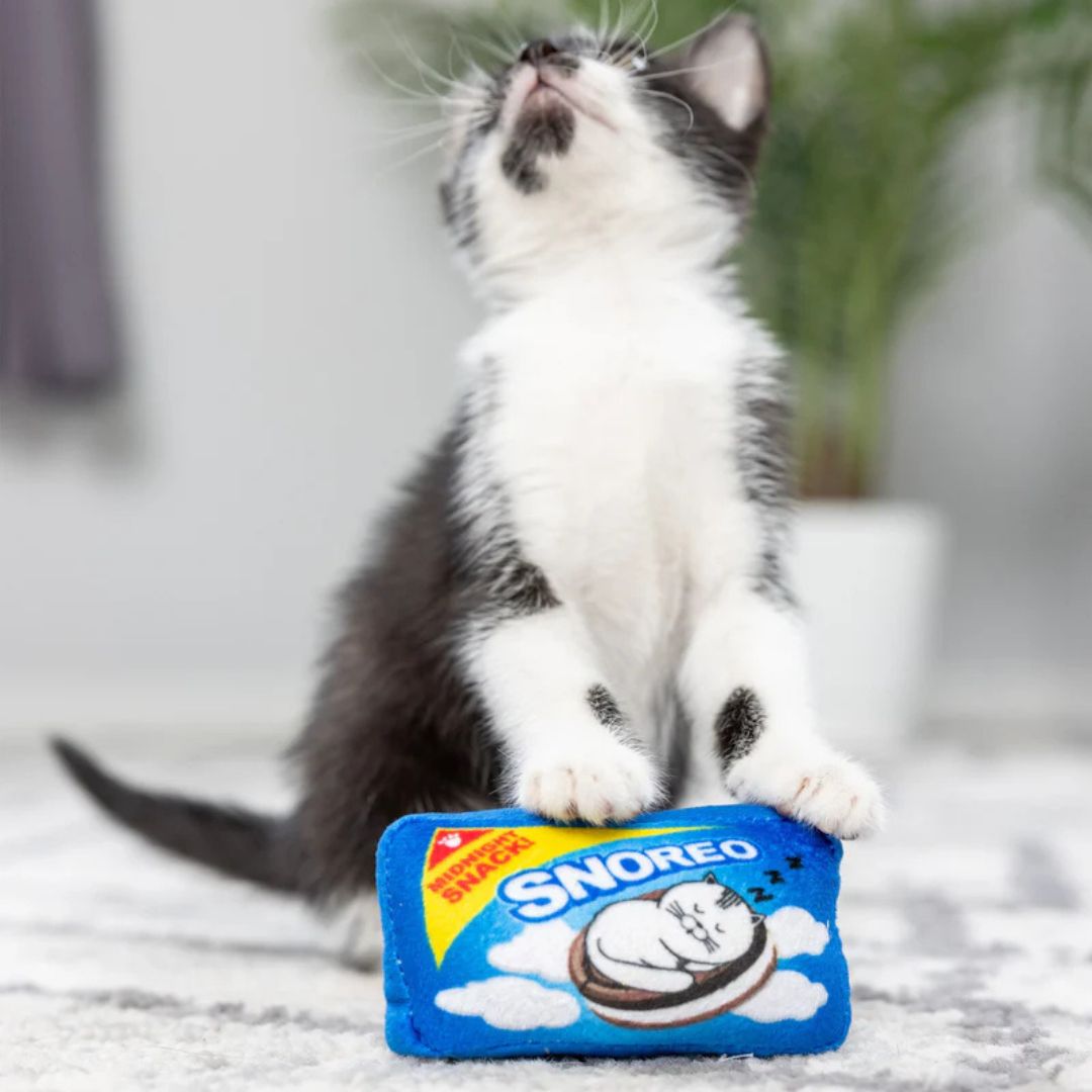 H&K C Snoreo Cookies Organic Catnip Plush Crinkle - Pets Perfect