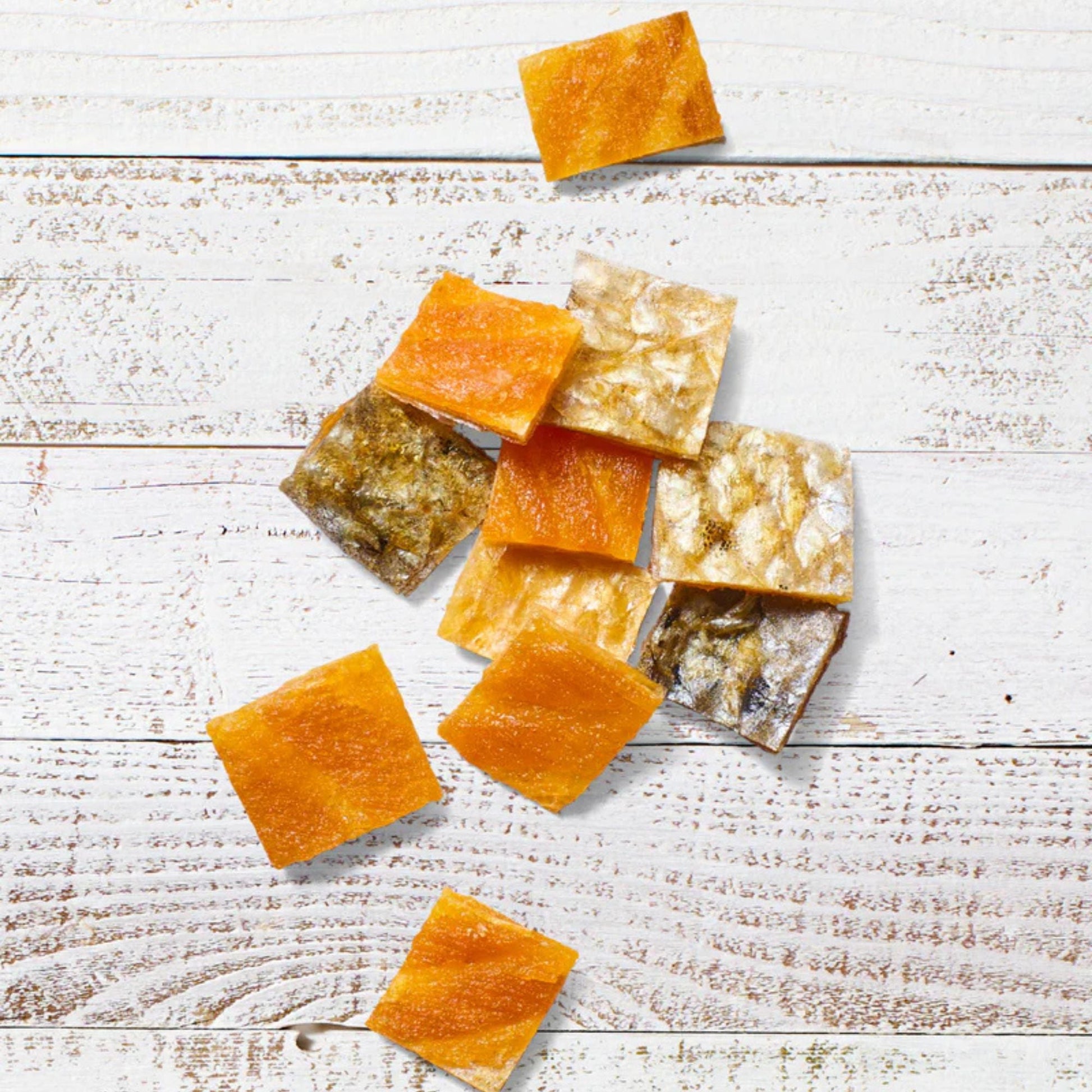 Finfare Cat, 6 oz Freeze-dried Smoked Salmon Skin Bites, view 2