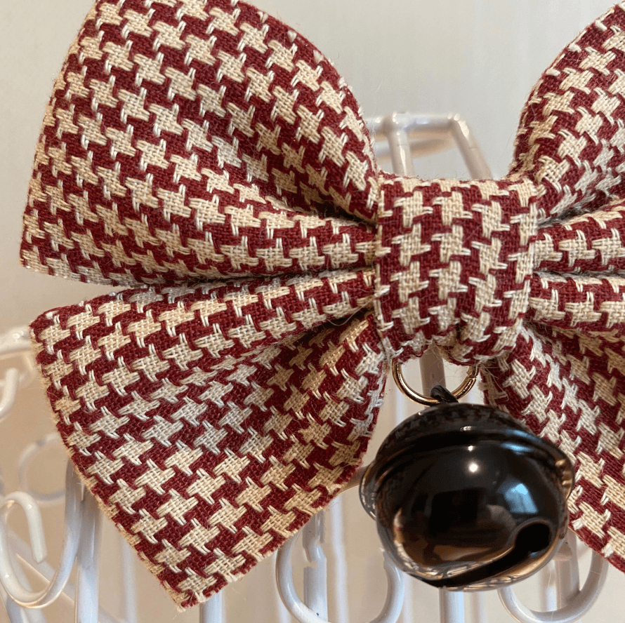 Cat Collar Bow Tie - Adorable Puppet Decoration Accessory - Pets Perfect