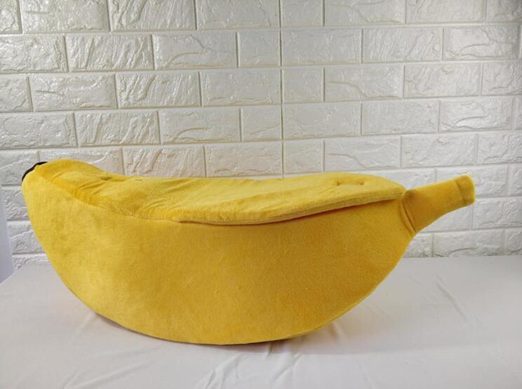Cozy Banana Dog Bed - The Ultimate Snuggle Spot For Your Furry Friend - Pets Perfect