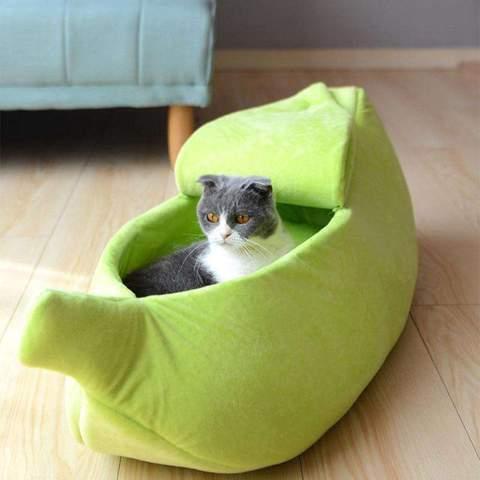 Cozy Banana Dog Bed - The Ultimate Snuggle Spot For Your Furry Friend - Pets Perfect