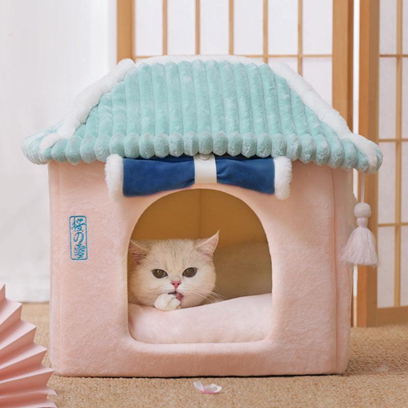 Cozy Retreat Cat House - The Ultimate Enclosed Cat Villa - Pets Perfect