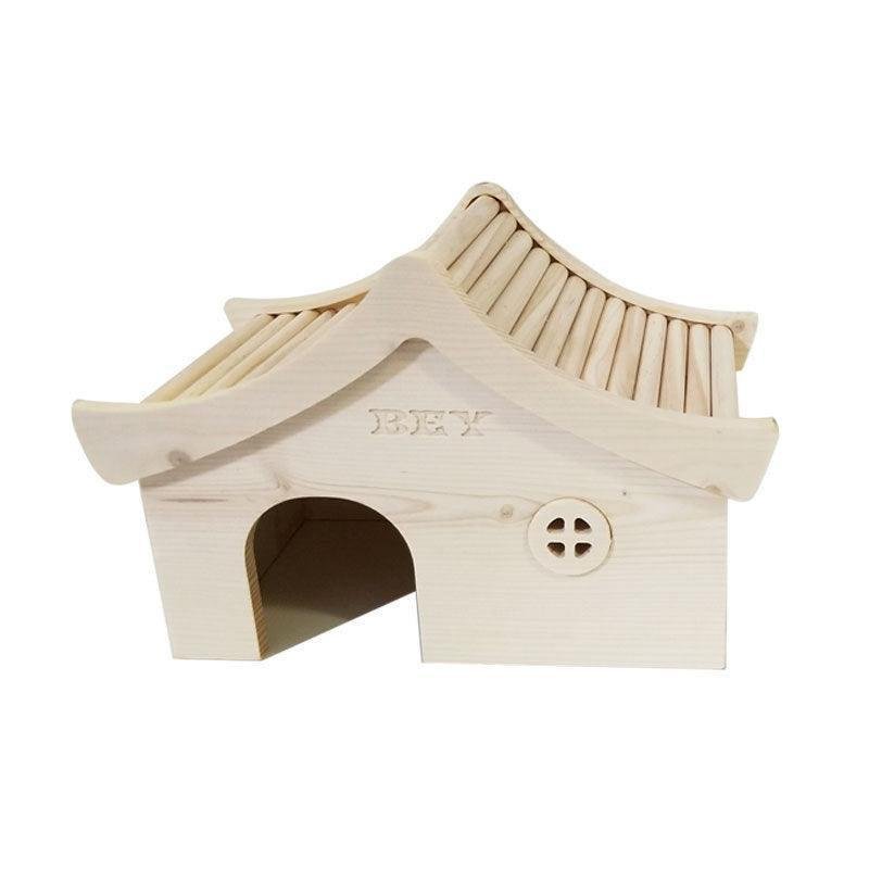 Cozy Woodland Retreat For Small Pets - Pets Perfect