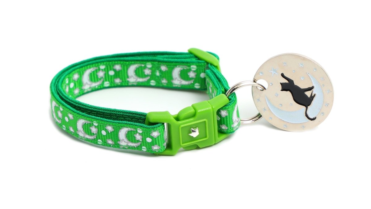 Silver Moons and Stars on Kelly Green Cat Collar - Pets Perfect
