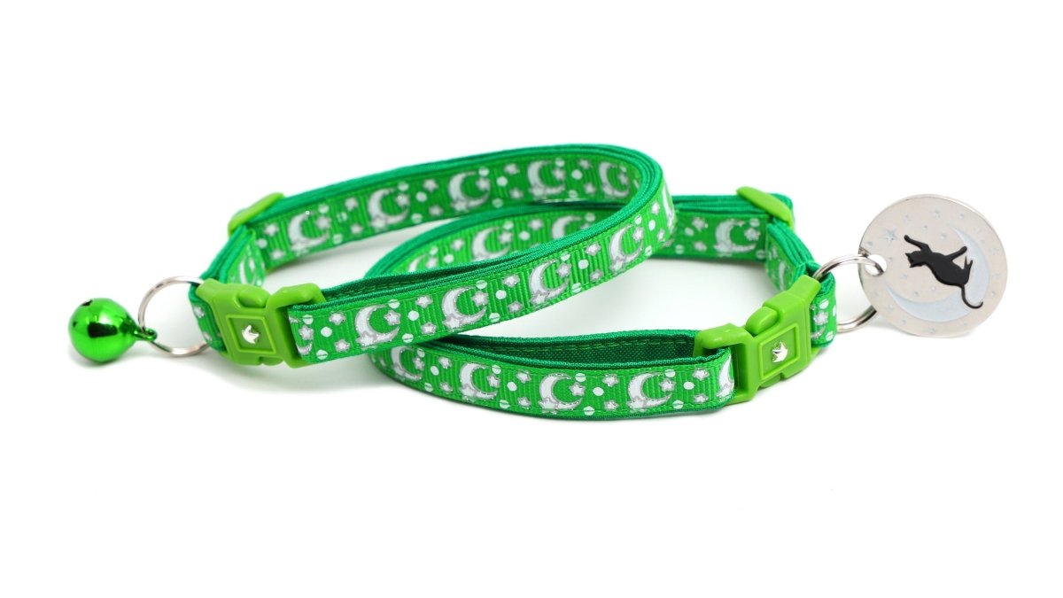 Silver Moons and Stars on Kelly Green Cat Collar - Pets Perfect