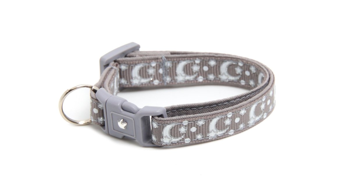 Silver Moons and Stars on Silver Cat Collar - Pets Perfect