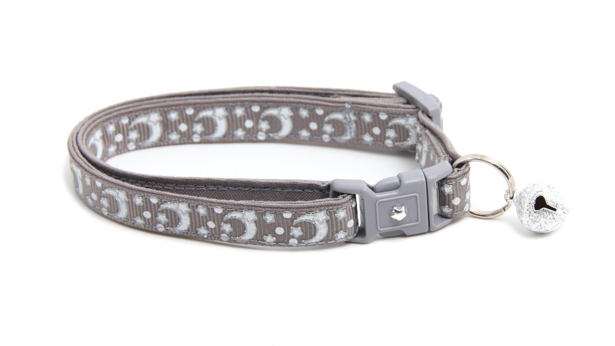 Silver Moons and Stars on Silver Cat Collar - Pets Perfect