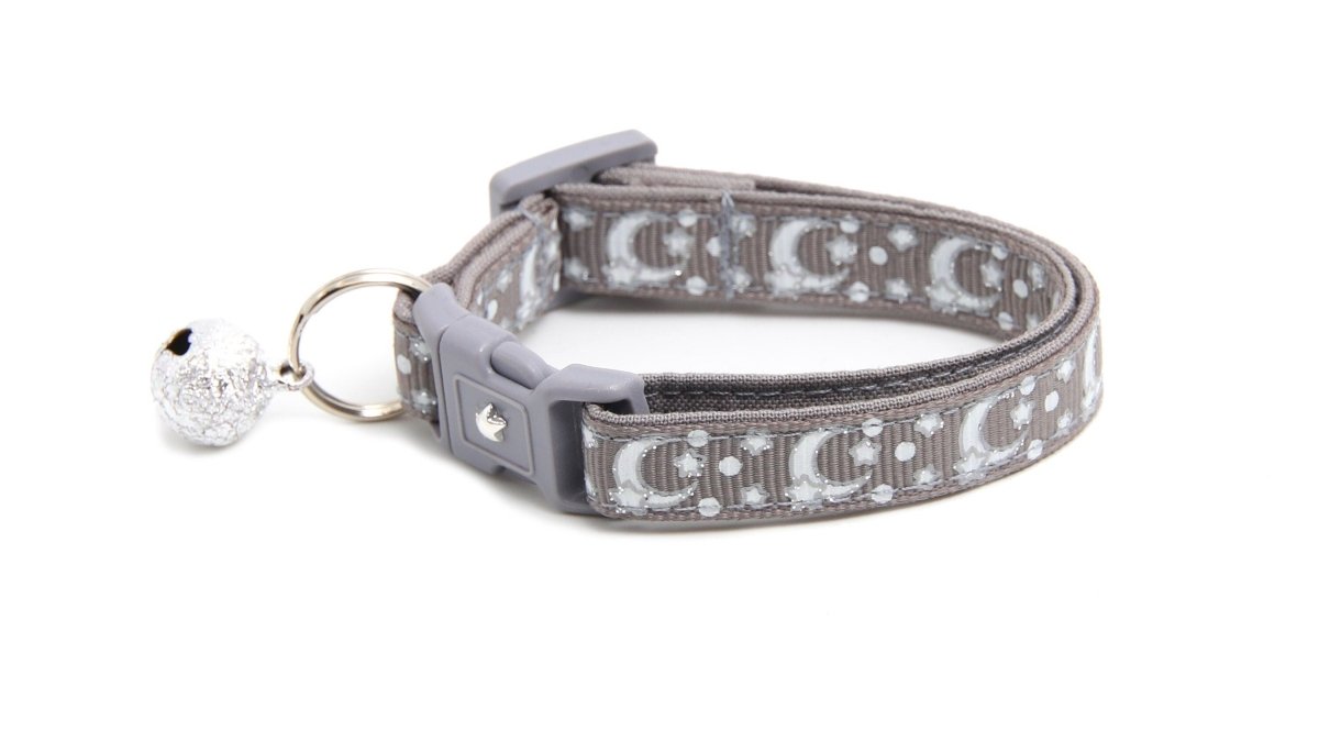 Silver Moons and Stars on Silver Cat Collar - Pets Perfect